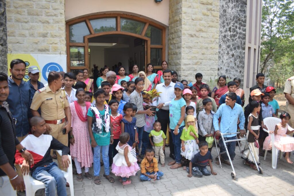 Disabilities children visited the Police Training Center Turchi