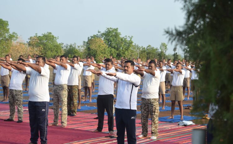  आंतरराष्ट्रीय योगा दिवस जागतिक ख्यातीचे योगसद्गुरु डॉ. कृष्णदेव गिरी ह्यांचे उपस्थितीमध्ये योगा, प्राणायाम व ध्यान करून साजरा करण्यात आला.